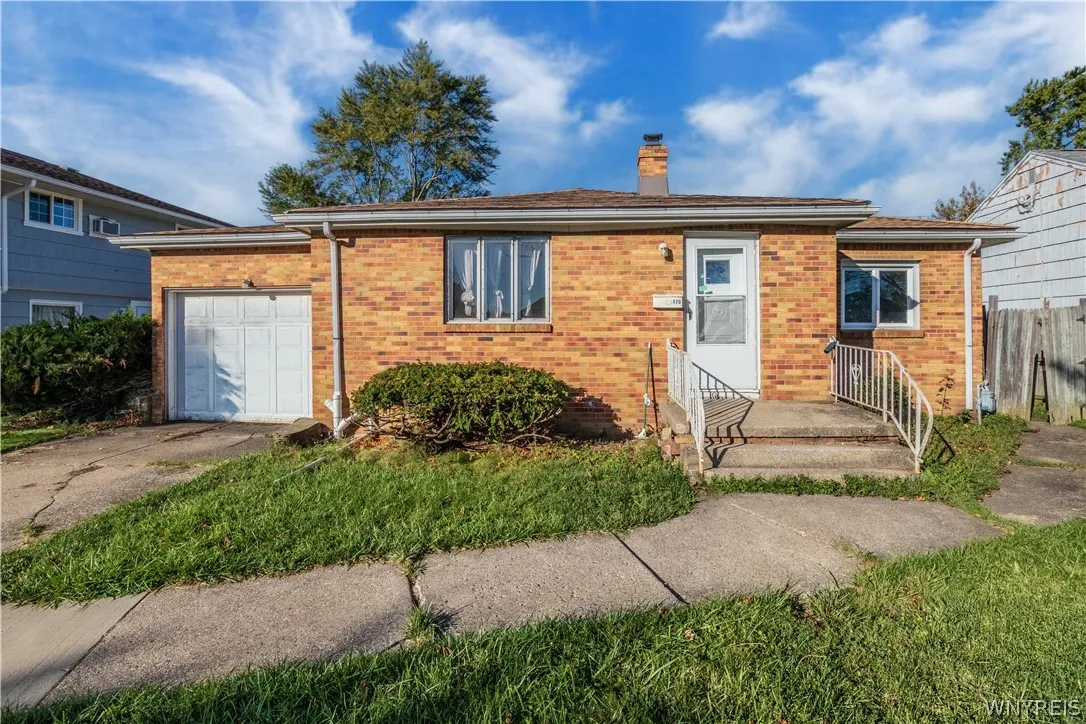 170 Delta Road, Amherst, New York 14226, Amherst, New York 14226, 3 Bedroom Bedrooms, 6 Room Rooms,1 BathroomBathrooms,Residential,For Sale,170 Delta Road, Amherst, New York 14226,0,B1723479
