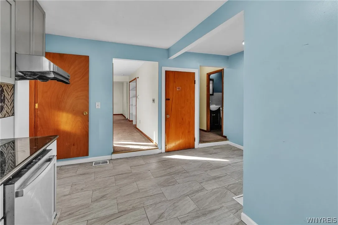 170 Delta Road, Amherst, New York 14226, Amherst, New York 14226, 3 Bedroom Bedrooms, 6 Room Rooms,1 BathroomBathrooms,Residential,For Sale,170 Delta Road, Amherst, New York 14226,0,B1723479