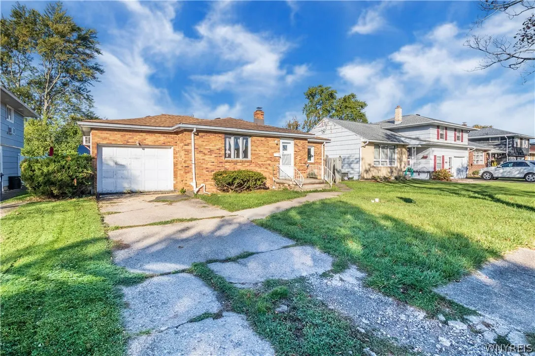 170 Delta Road, Amherst, New York 14226, Amherst, New York 14226, 3 Bedroom Bedrooms, 6 Room Rooms,1 BathroomBathrooms,Residential,For Sale,170 Delta Road, Amherst, New York 14226,0,B1723479