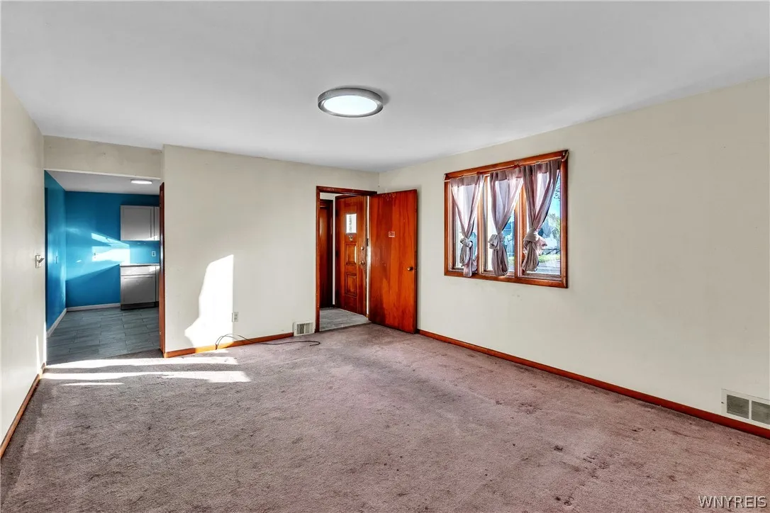 170 Delta Road, Amherst, New York 14226, Amherst, New York 14226, 3 Bedroom Bedrooms, 6 Room Rooms,1 BathroomBathrooms,Residential,For Sale,170 Delta Road, Amherst, New York 14226,0,B1723479