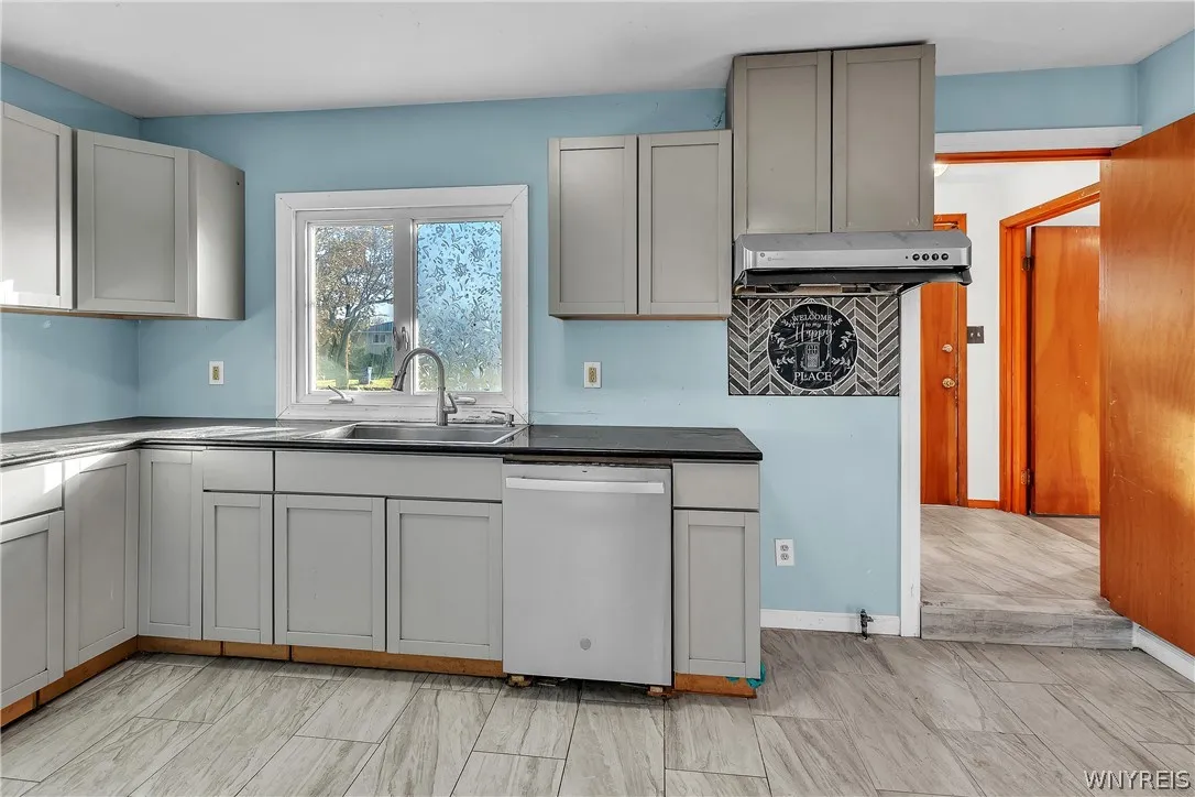 170 Delta Road, Amherst, New York 14226, Amherst, New York 14226, 3 Bedroom Bedrooms, 6 Room Rooms,1 BathroomBathrooms,Residential,For Sale,170 Delta Road, Amherst, New York 14226,0,B1723479