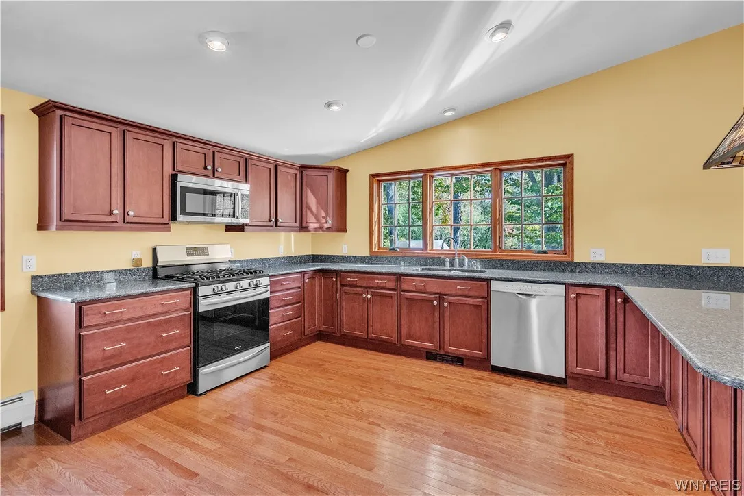 5907 Dover Road, Hamburg, New York 14085, Hamburg, New York 14085, 3 Bedroom Bedrooms, 8 Room Rooms,2 BathroomBathrooms,Residential,For Sale,5907 Dover Road, Hamburg, New York 14085,0,B1723555