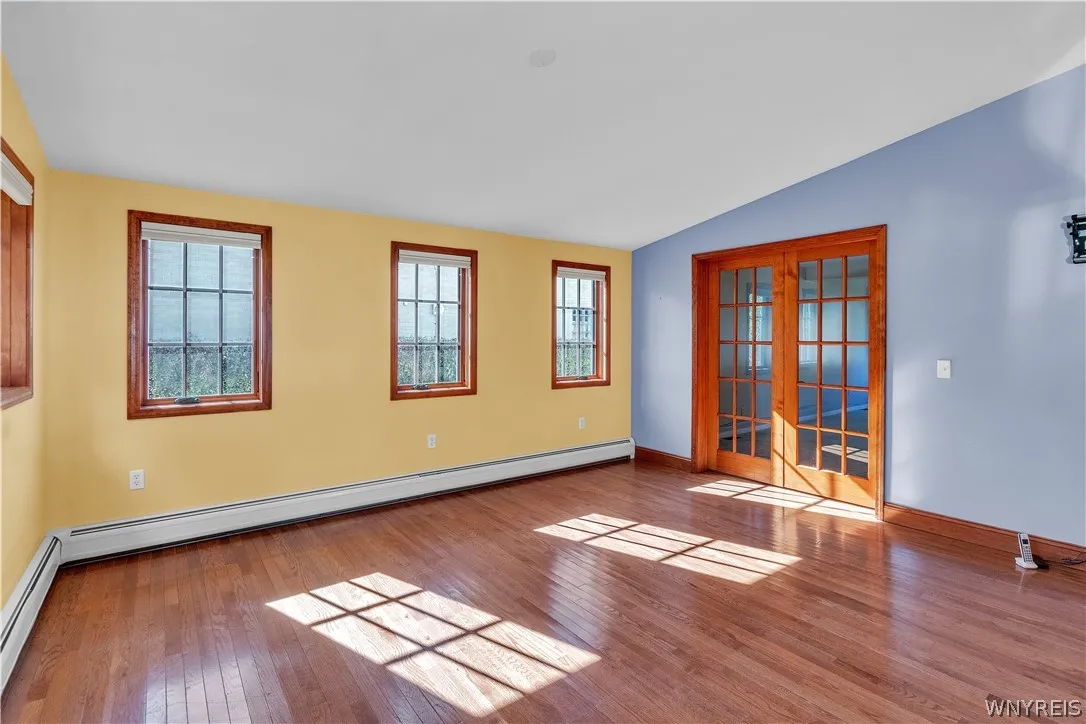 5907 Dover Road, Hamburg, New York 14085, Hamburg, New York 14085, 3 Bedroom Bedrooms, 8 Room Rooms,2 BathroomBathrooms,Residential,For Sale,5907 Dover Road, Hamburg, New York 14085,0,B1723555