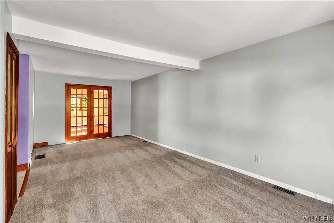 5907 Dover Road, Hamburg, New York 14085, Hamburg, New York 14085, 3 Bedroom Bedrooms, 8 Room Rooms,2 BathroomBathrooms,Residential,For Sale,5907 Dover Road, Hamburg, New York 14085,0,B1723555