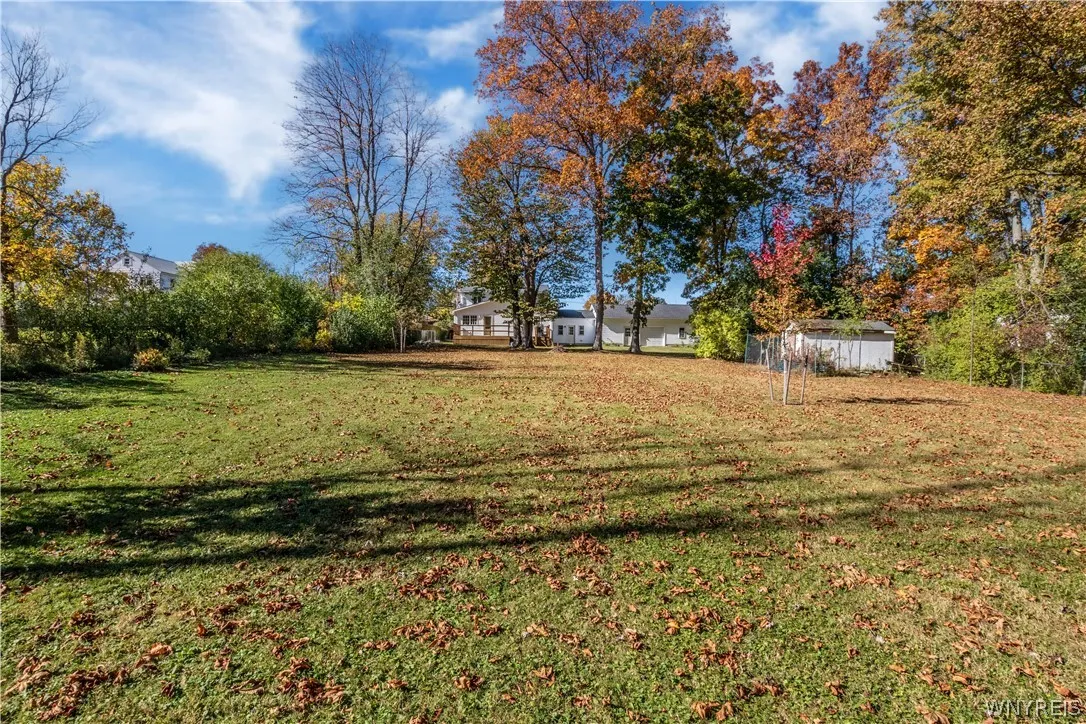 5907 Dover Road, Hamburg, New York 14085, Hamburg, New York 14085, 3 Bedroom Bedrooms, 8 Room Rooms,2 BathroomBathrooms,Residential,For Sale,5907 Dover Road, Hamburg, New York 14085,0,B1723555