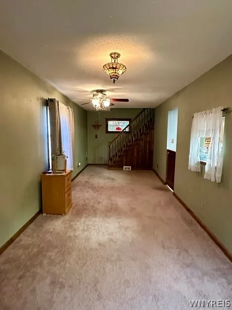 5791 Elmhurst Road, Hamburg, New York 14085, Hamburg, New York 14085, 3 Bedroom Bedrooms, 8 Room Rooms,2 BathroomBathrooms,Residential,For Sale,5791 Elmhurst Road, Hamburg, New York 14085,0,B1723762