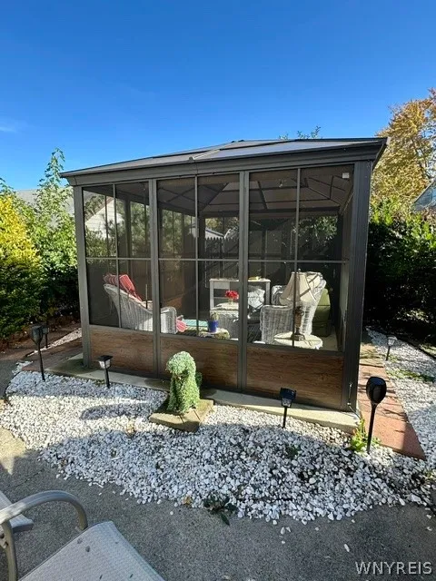 5791 Elmhurst Road, Hamburg, New York 14085, Hamburg, New York 14085, 3 Bedroom Bedrooms, 8 Room Rooms,2 BathroomBathrooms,Residential,For Sale,5791 Elmhurst Road, Hamburg, New York 14085,0,B1723762