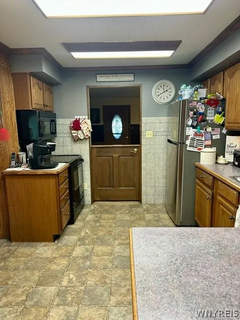 5791 Elmhurst Road, Hamburg, New York 14085, Hamburg, New York 14085, 3 Bedroom Bedrooms, 8 Room Rooms,2 BathroomBathrooms,Residential,For Sale,5791 Elmhurst Road, Hamburg, New York 14085,0,B1723762
