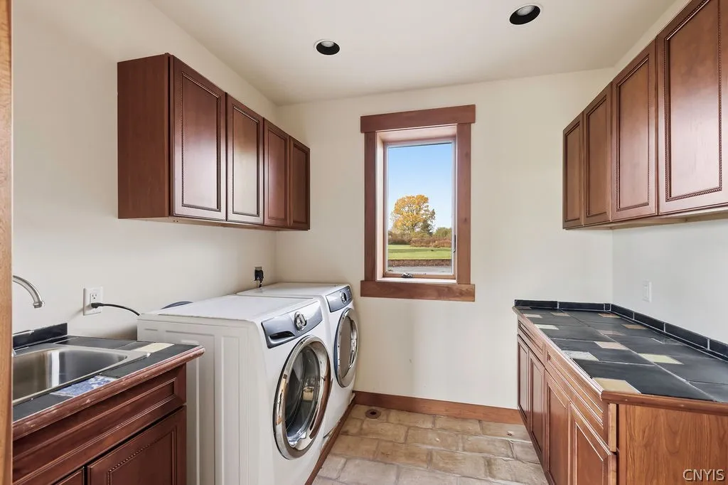 Main level laundry room
