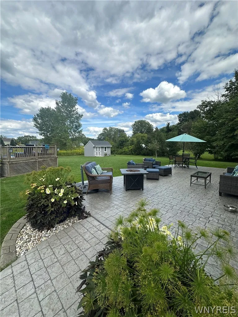3628 Old Lakeview Road, Hamburg, New York 14075, Hamburg, New York 14075, 3 Bedroom Bedrooms, 9 Room Rooms,2 BathroomBathrooms,Residential,For Sale,3628 Old Lakeview Road, Hamburg, New York 14075,0,B1723969