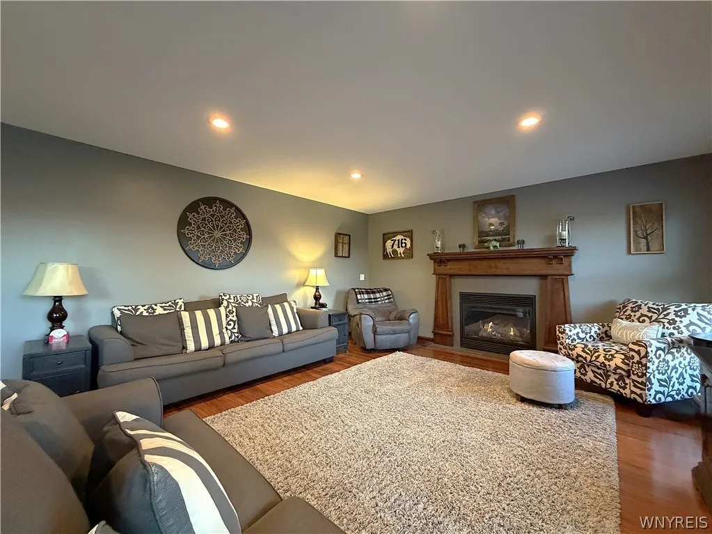 3628 Old Lakeview Road, Hamburg, New York 14075, Hamburg, New York 14075, 3 Bedroom Bedrooms, 9 Room Rooms,2 BathroomBathrooms,Residential,For Sale,3628 Old Lakeview Road, Hamburg, New York 14075,0,B1723969