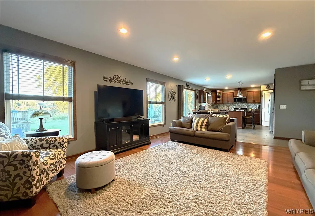 3628 Old Lakeview Road, Hamburg, New York 14075, Hamburg, New York 14075, 3 Bedroom Bedrooms, 9 Room Rooms,2 BathroomBathrooms,Residential,For Sale,3628 Old Lakeview Road, Hamburg, New York 14075,0,B1723969