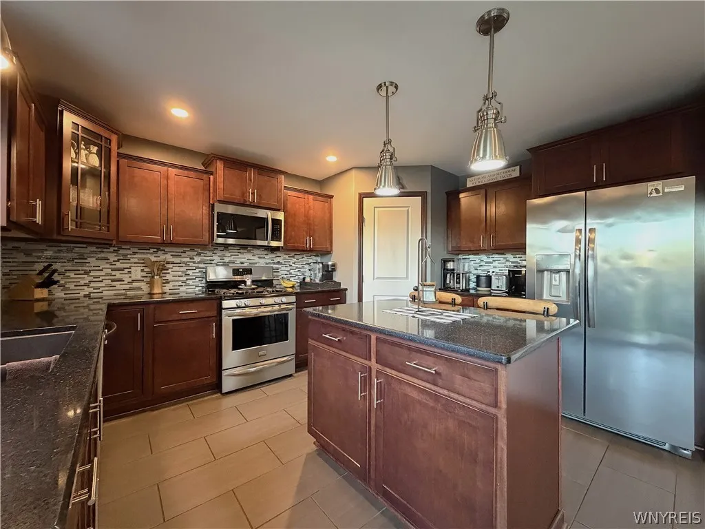 3628 Old Lakeview Road, Hamburg, New York 14075, Hamburg, New York 14075, 3 Bedroom Bedrooms, 9 Room Rooms,2 BathroomBathrooms,Residential,For Sale,3628 Old Lakeview Road, Hamburg, New York 14075,0,B1723969