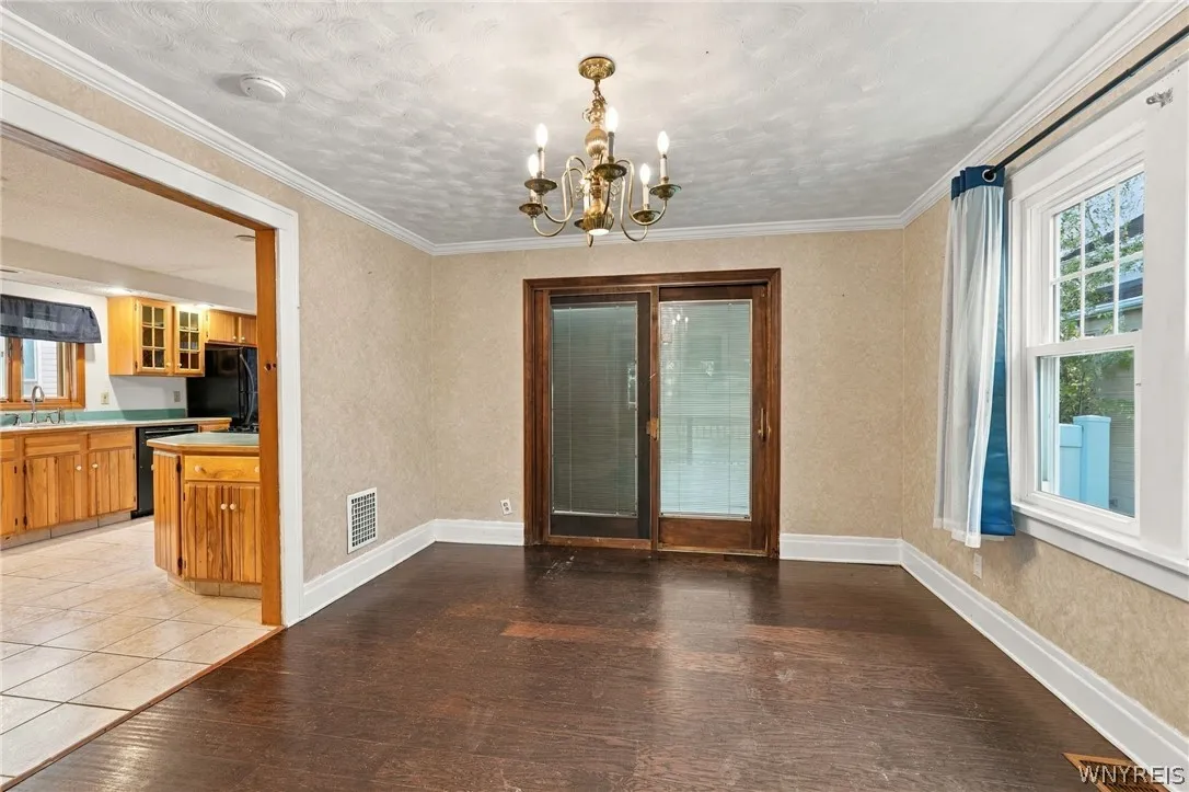 25 Harriet Street, Tonawanda, New York 14150, Tonawanda, New York 14150, 3 Bedroom Bedrooms, 9 Room Rooms,1 BathroomBathrooms,Residential,For Sale,25 Harriet Street, Tonawanda, New York 14150,0,B1723457