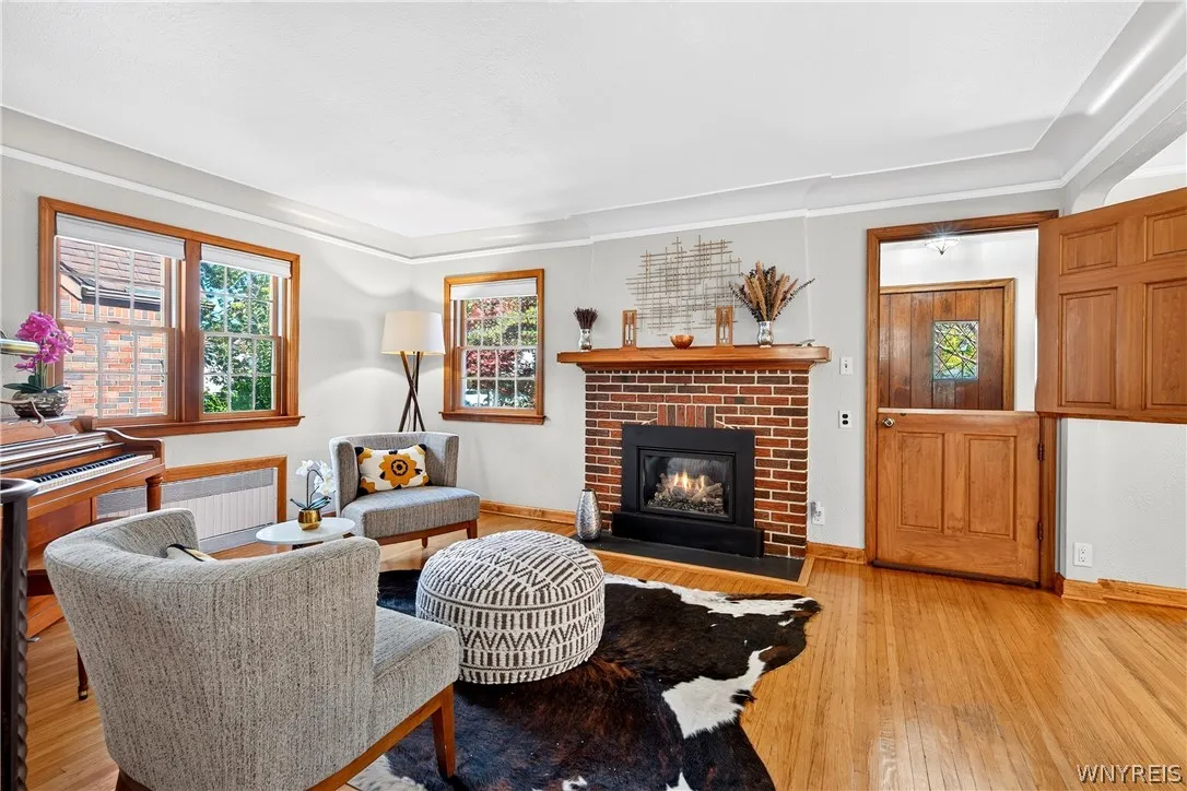 340 Louvaine Drive, Tonawanda, New York 14223, Tonawanda, New York 14223, 4 Bedroom Bedrooms, 7 Room Rooms,2 BathroomBathrooms,Residential,For Sale,340 Louvaine Drive, Tonawanda, New York 14223,0,B1722273