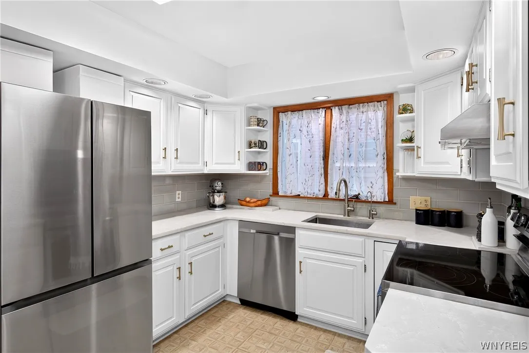 340 Louvaine Drive, Tonawanda, New York 14223, Tonawanda, New York 14223, 4 Bedroom Bedrooms, 7 Room Rooms,2 BathroomBathrooms,Residential,For Sale,340 Louvaine Drive, Tonawanda, New York 14223,0,B1722273