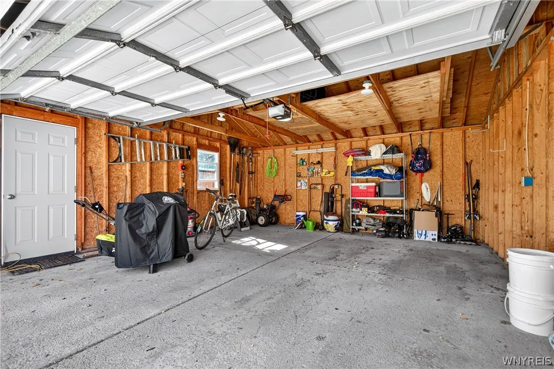 340 Louvaine Drive, Tonawanda, New York 14223, Tonawanda, New York 14223, 4 Bedroom Bedrooms, 7 Room Rooms,2 BathroomBathrooms,Residential,For Sale,340 Louvaine Drive, Tonawanda, New York 14223,0,B1722273