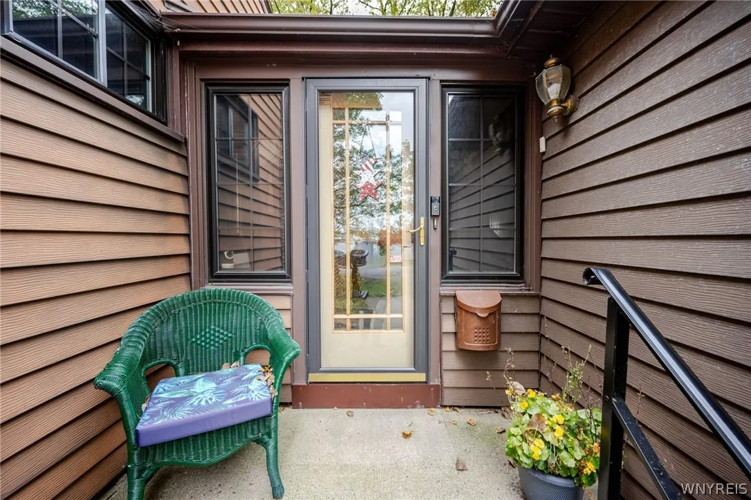 91 Glencove Road, Tonawanda, New York 14223, Tonawanda, New York 14223, 3 Bedroom Bedrooms, 7 Room Rooms,2 BathroomBathrooms,Residential,For Sale,91 Glencove Road, Tonawanda, New York 14223,0,B1724089