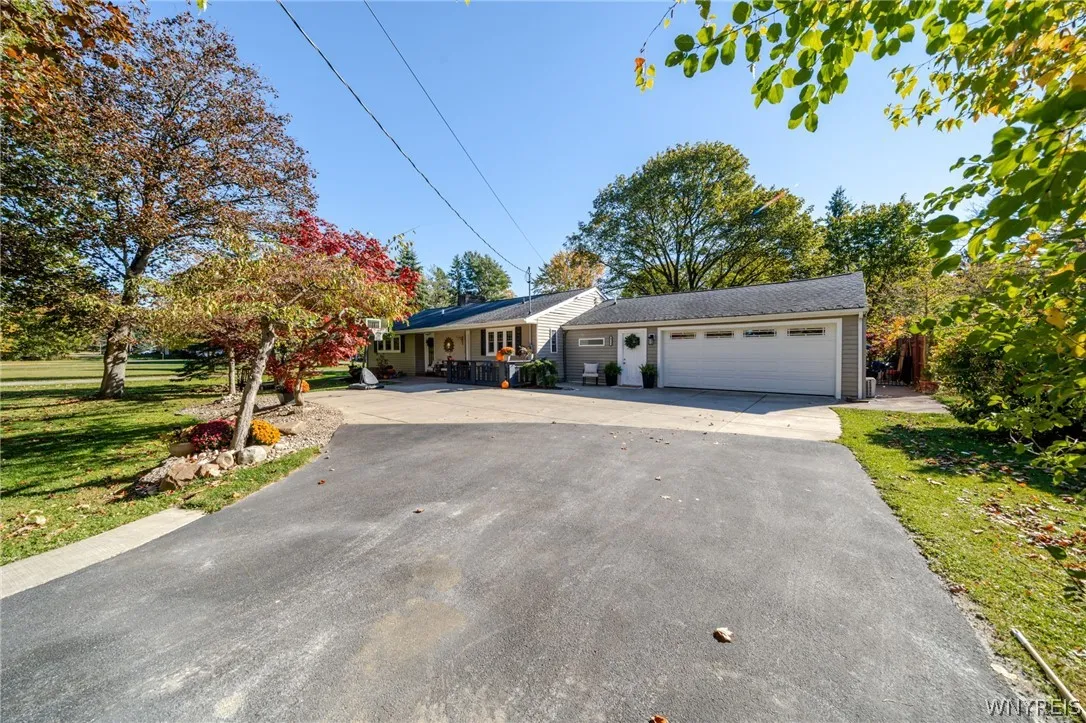 6775 Jewett Holmwood Road, Orchard Park, New York, Orchard Park, New York 14127, 3 Bedroom Bedrooms, 7 Room Rooms,1 BathroomBathrooms,Residential,For Sale,6775 Jewett Holmwood Road, Orchard Park, New York ,0,B1723773