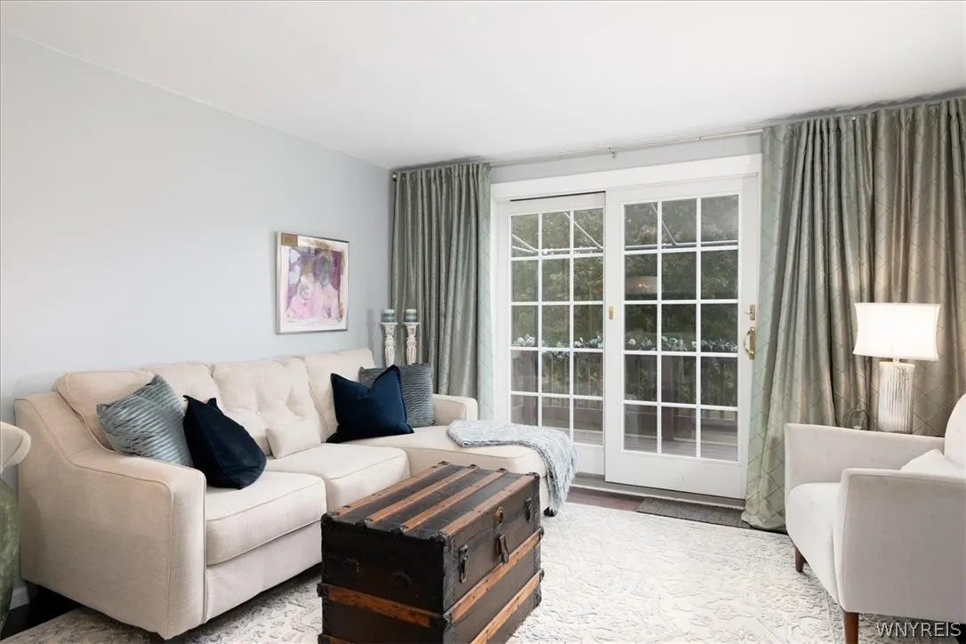 270 Buffalo Rd 32, Aurora, New York 14052, Aurora, New York 14052, 2 Bedroom Bedrooms, 7 Room Rooms,2 BathroomBathrooms,Residential,For Sale,270 Buffalo Rd 32, Aurora, New York 14052,0,B1723600