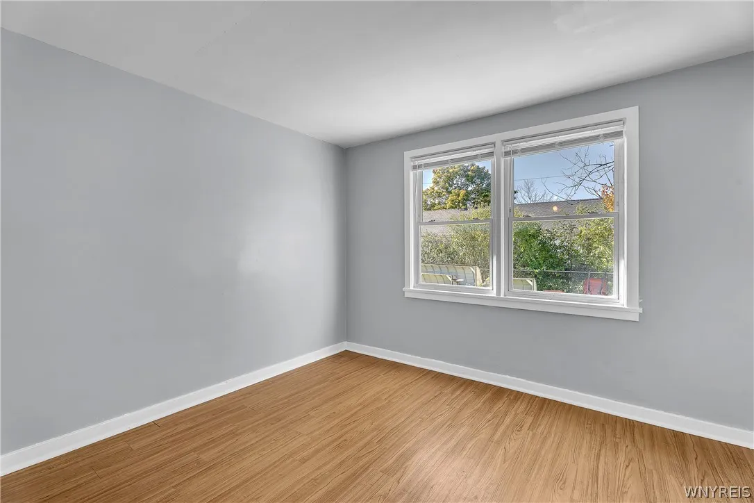 16 Bellah Place 10, Tonawanda, New York 14150, Tonawanda, New York 14150, 5 Bedroom Bedrooms, ,2 BathroomBathrooms,Residential,For Sale,16 Bellah Place 10, Tonawanda, New York 14150,0,B1723715