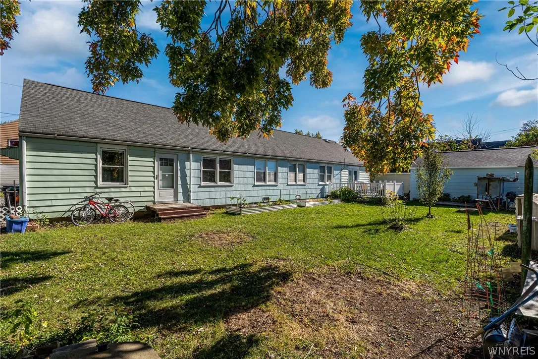 16 Bellah Place 10, Tonawanda, New York 14150, Tonawanda, New York 14150, 5 Bedroom Bedrooms, ,2 BathroomBathrooms,Residential,For Sale,16 Bellah Place 10, Tonawanda, New York 14150,0,B1723715