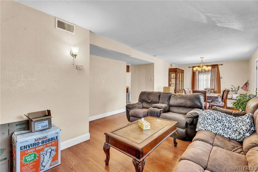 16 Bellah Place 10, Tonawanda, New York 14150, Tonawanda, New York 14150, 5 Bedroom Bedrooms, ,2 BathroomBathrooms,Residential,For Sale,16 Bellah Place 10, Tonawanda, New York 14150,0,B1723715
