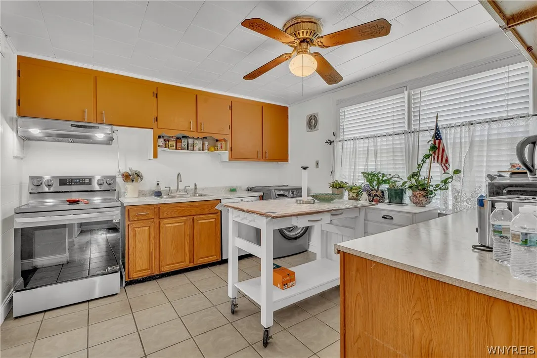 16 Bellah Place 10, Tonawanda, New York 14150, Tonawanda, New York 14150, 5 Bedroom Bedrooms, ,2 BathroomBathrooms,Residential,For Sale,16 Bellah Place 10, Tonawanda, New York 14150,0,B1723715