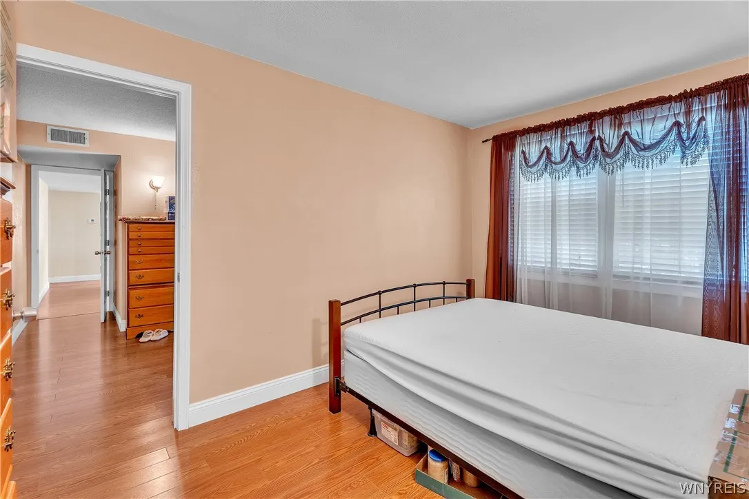 16 Bellah Place 10, Tonawanda, New York 14150, Tonawanda, New York 14150, 5 Bedroom Bedrooms, ,2 BathroomBathrooms,Residential,For Sale,16 Bellah Place 10, Tonawanda, New York 14150,0,B1723715