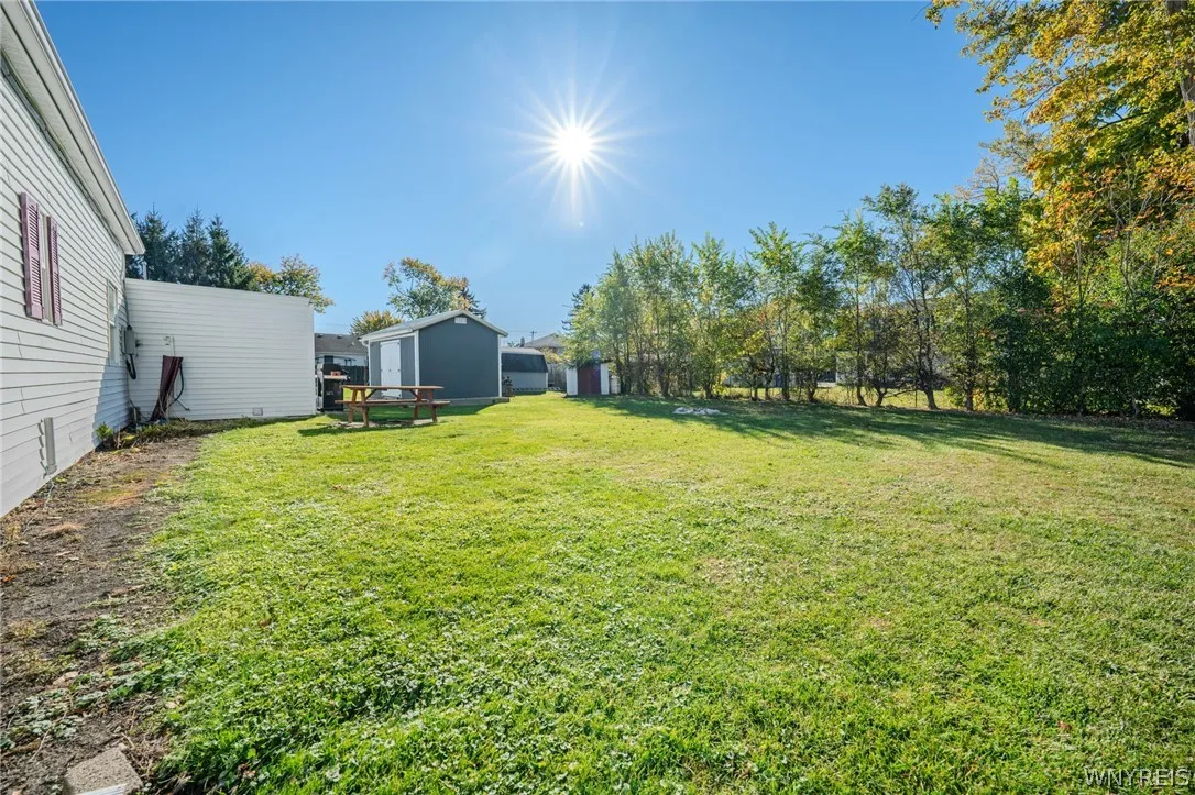 4122 Jarvis Street, Hamburg, New York 14219, Hamburg, New York 14219, 2 Bedroom Bedrooms, 4 Room Rooms,1 BathroomBathrooms,Residential,For Sale,4122 Jarvis Street, Hamburg, New York 14219,0,B1723930