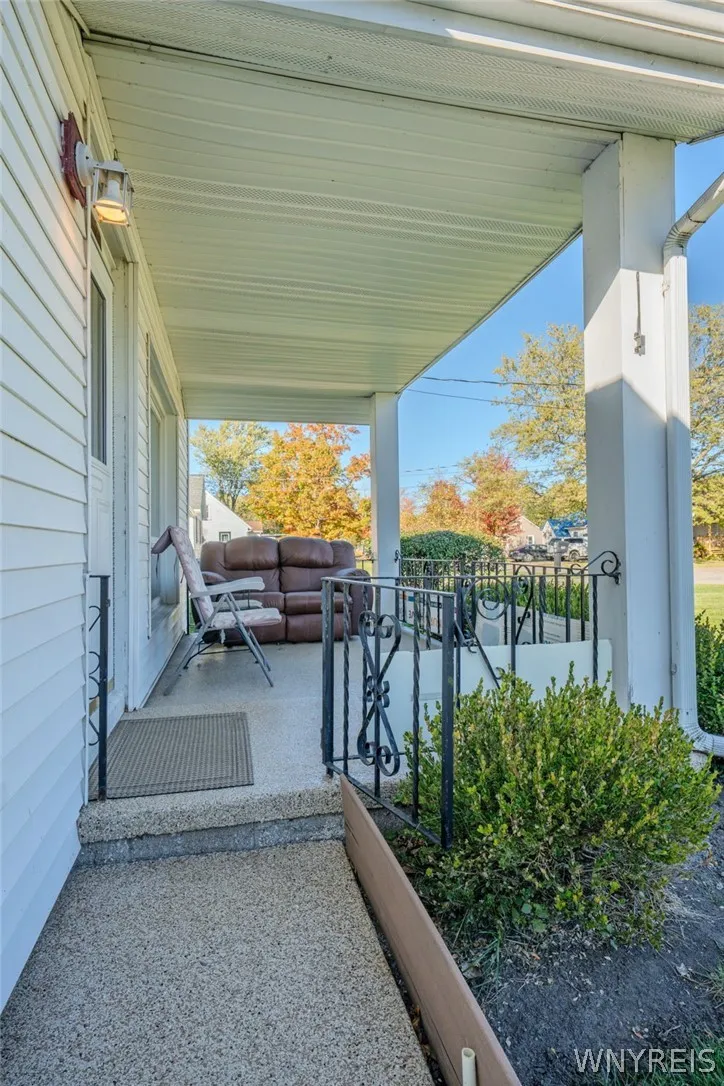 4122 Jarvis Street, Hamburg, New York 14219, Hamburg, New York 14219, 2 Bedroom Bedrooms, 4 Room Rooms,1 BathroomBathrooms,Residential,For Sale,4122 Jarvis Street, Hamburg, New York 14219,0,B1723930