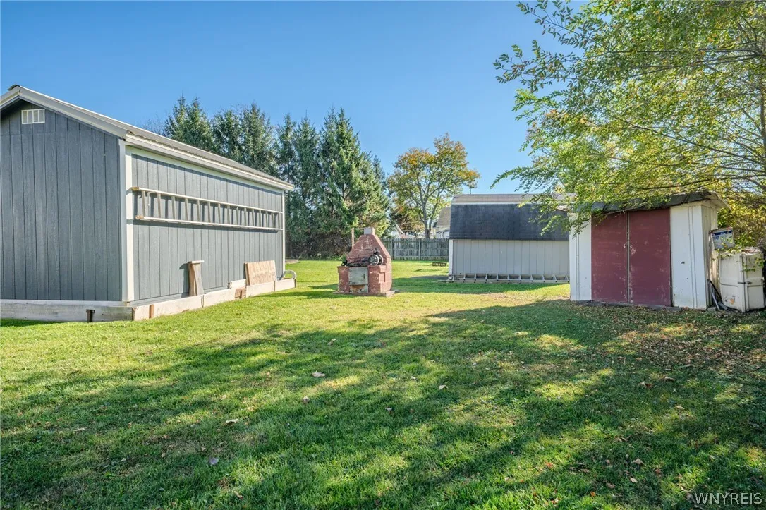 4122 Jarvis Street, Hamburg, New York 14219, Hamburg, New York 14219, 2 Bedroom Bedrooms, 4 Room Rooms,1 BathroomBathrooms,Residential,For Sale,4122 Jarvis Street, Hamburg, New York 14219,0,B1723930