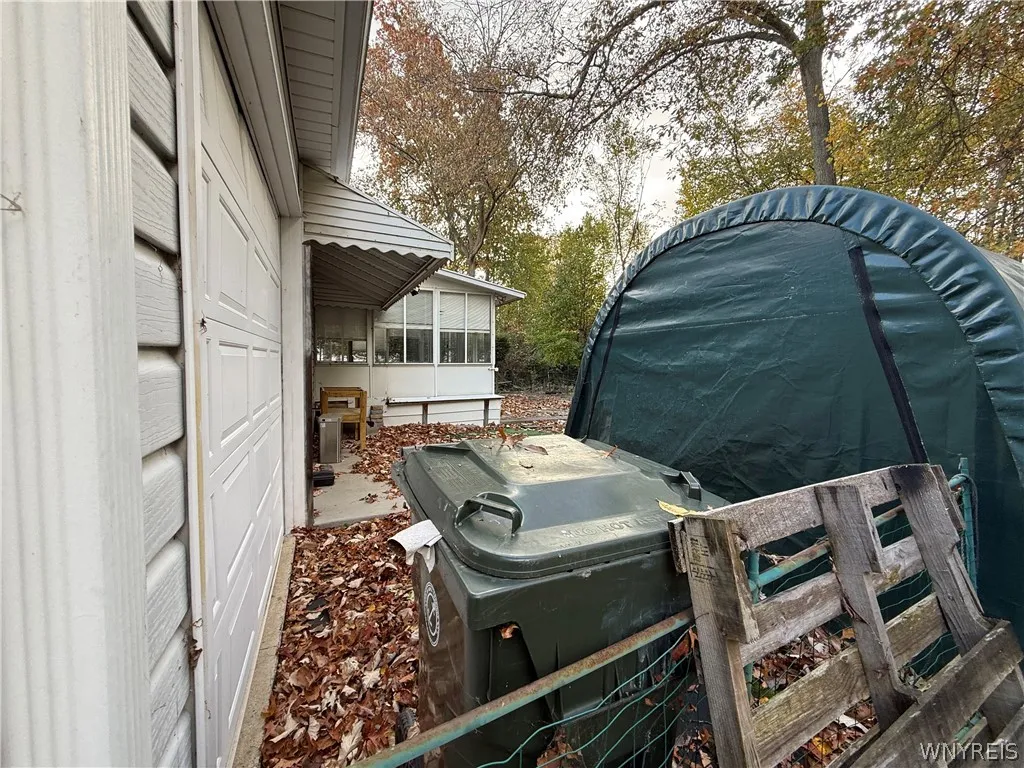1031 Castlebar Drive, North Tonawanda, New York 14, North Tonawanda, New York 14120, 2 Bedroom Bedrooms, 7 Room Rooms,2 BathroomBathrooms,Residential Lease,For Rent,1031 Castlebar Drive, North Tonawanda, New York 14,0,B1723545
