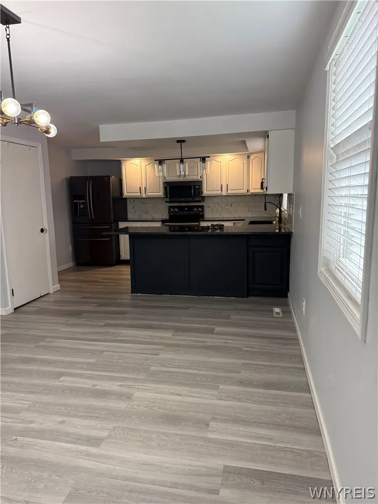 1031 Castlebar Drive, North Tonawanda, New York 14, North Tonawanda, New York 14120, 2 Bedroom Bedrooms, 7 Room Rooms,2 BathroomBathrooms,Residential Lease,For Rent,1031 Castlebar Drive, North Tonawanda, New York 14,0,B1723545