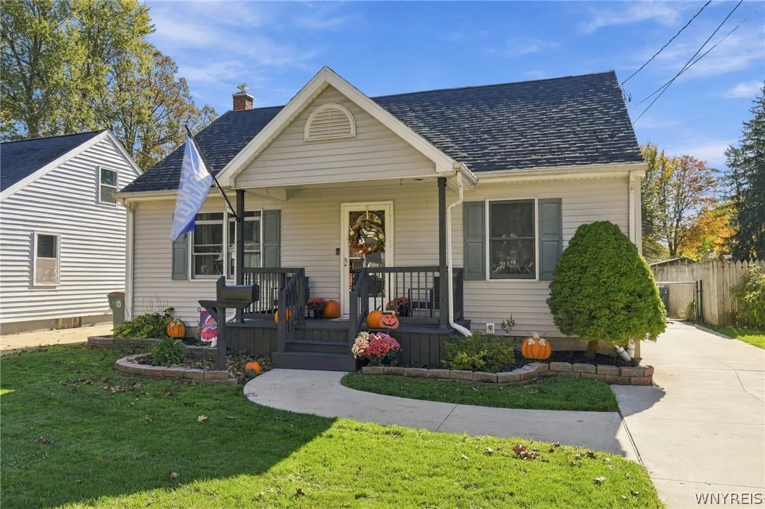 191 Rumbold Ave, North Tonawanda, New York 14120, North Tonawanda, New York 14120, 3 Bedroom Bedrooms, 5 Room Rooms,1 BathroomBathrooms,Residential,For Sale,191 Rumbold Ave, North Tonawanda, New York 14120,0,B1724282