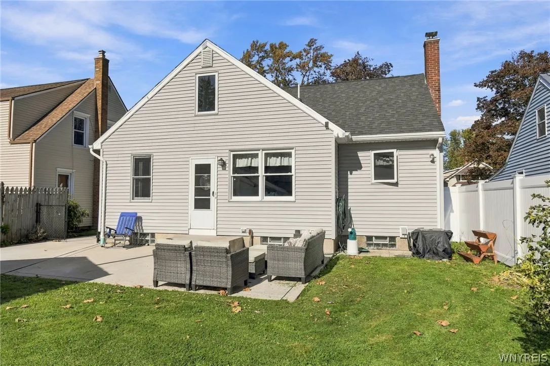 191 Rumbold Ave, North Tonawanda, New York 14120, North Tonawanda, New York 14120, 3 Bedroom Bedrooms, 5 Room Rooms,1 BathroomBathrooms,Residential,For Sale,191 Rumbold Ave, North Tonawanda, New York 14120,0,B1724282