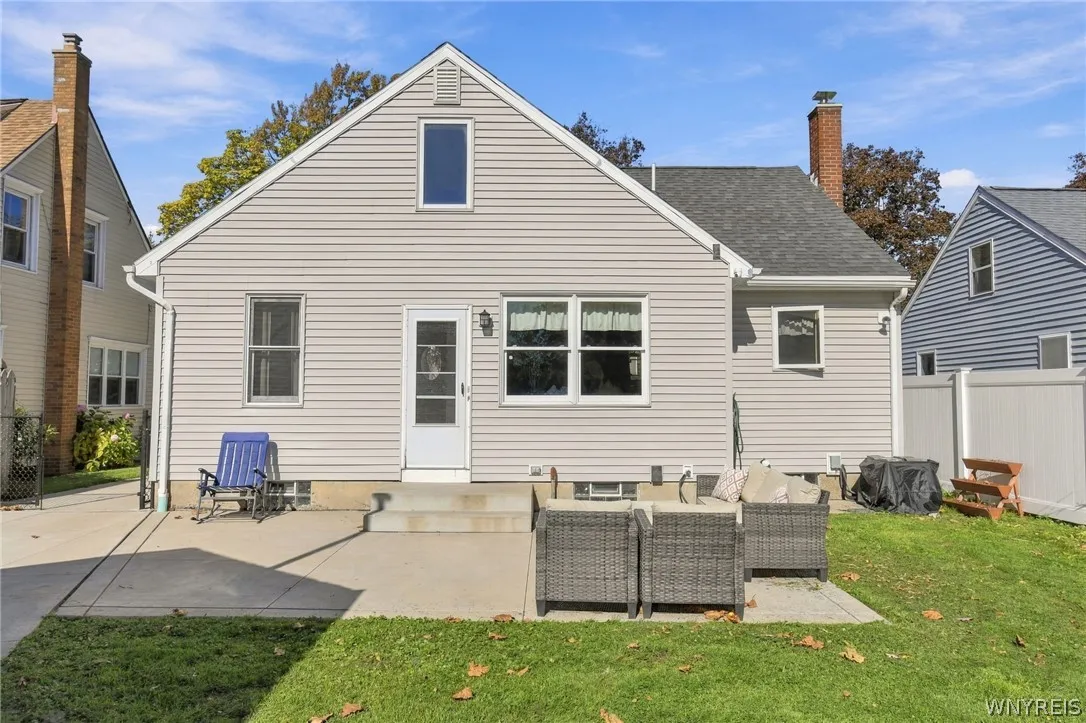 191 Rumbold Ave, North Tonawanda, New York 14120, North Tonawanda, New York 14120, 3 Bedroom Bedrooms, 5 Room Rooms,1 BathroomBathrooms,Residential,For Sale,191 Rumbold Ave, North Tonawanda, New York 14120,0,B1724282