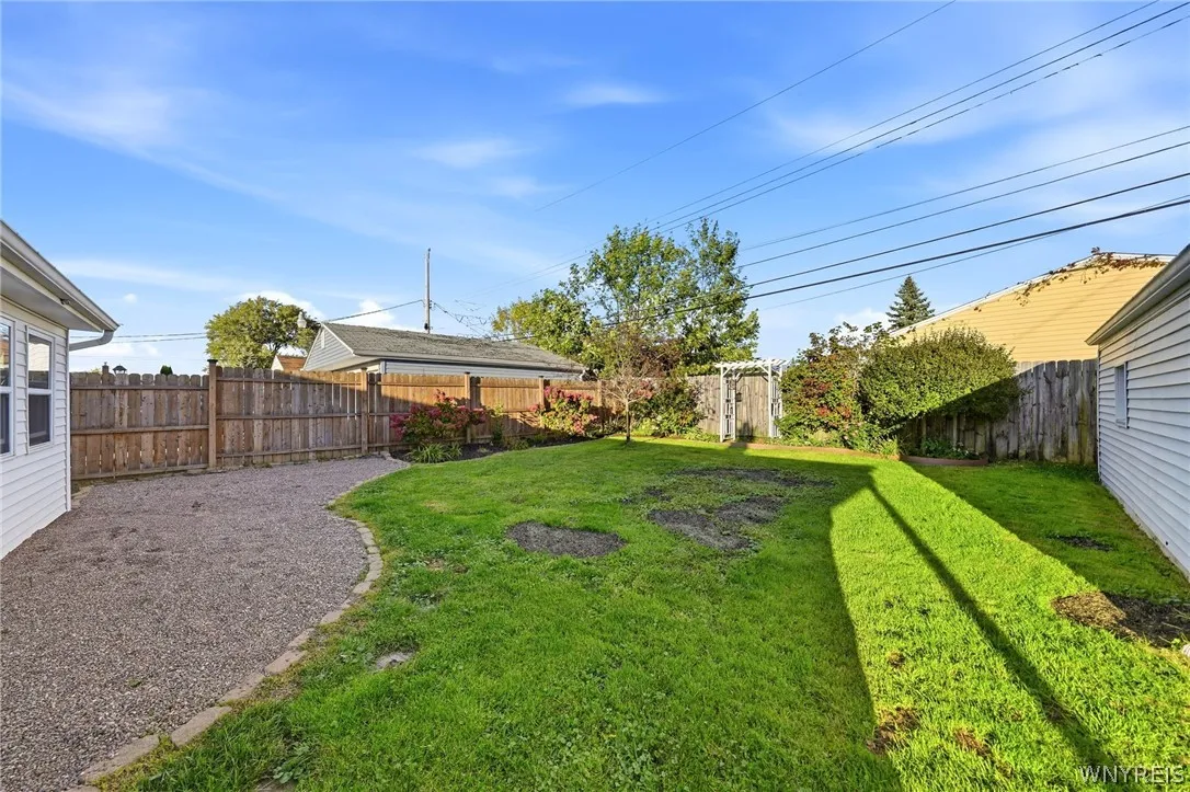 89 Wheaton Drive, Cheektowaga, New York 14225, Cheektowaga, New York 14225, 3 Bedroom Bedrooms, 6 Room Rooms,1 BathroomBathrooms,Residential,For Sale,89 Wheaton Drive, Cheektowaga, New York 14225,0,B1723995