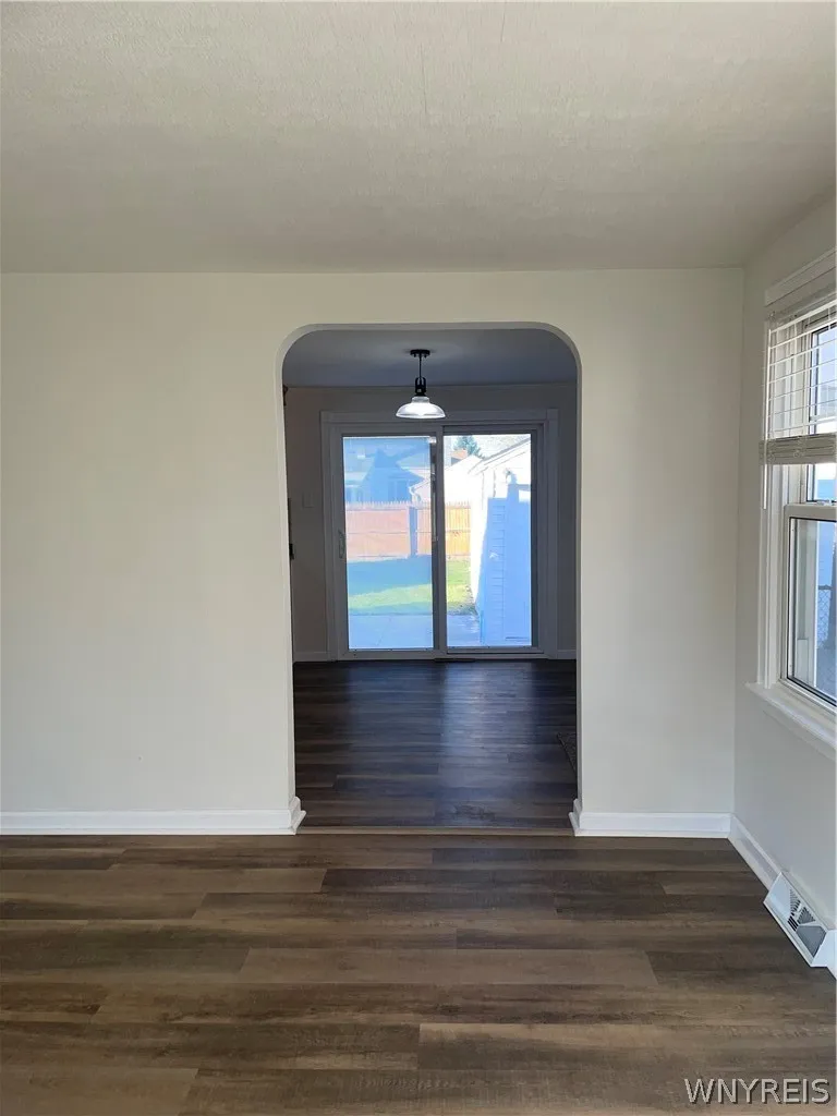 136 Cleveland Drive, Tonawanda, New York 14223, Tonawanda, New York 14223, 3 Bedroom Bedrooms, 7 Room Rooms,1 BathroomBathrooms,Residential,For Sale,136 Cleveland Drive, Tonawanda, New York 14223,0,B1724269
