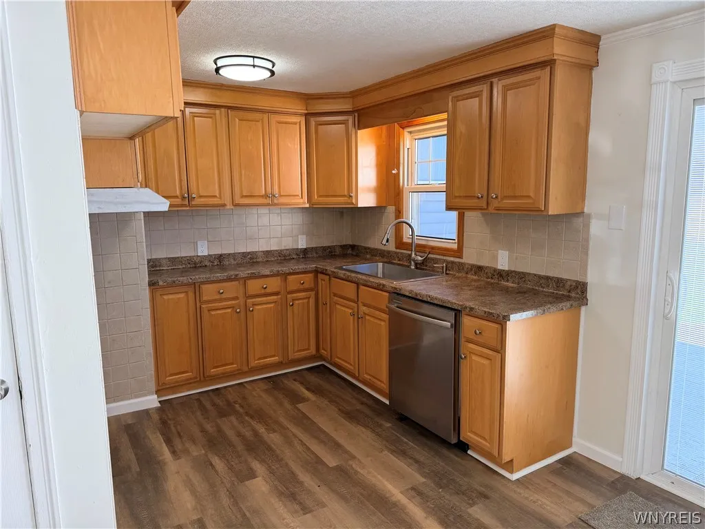 136 Cleveland Drive, Tonawanda, New York 14223, Tonawanda, New York 14223, 3 Bedroom Bedrooms, 7 Room Rooms,1 BathroomBathrooms,Residential,For Sale,136 Cleveland Drive, Tonawanda, New York 14223,0,B1724269