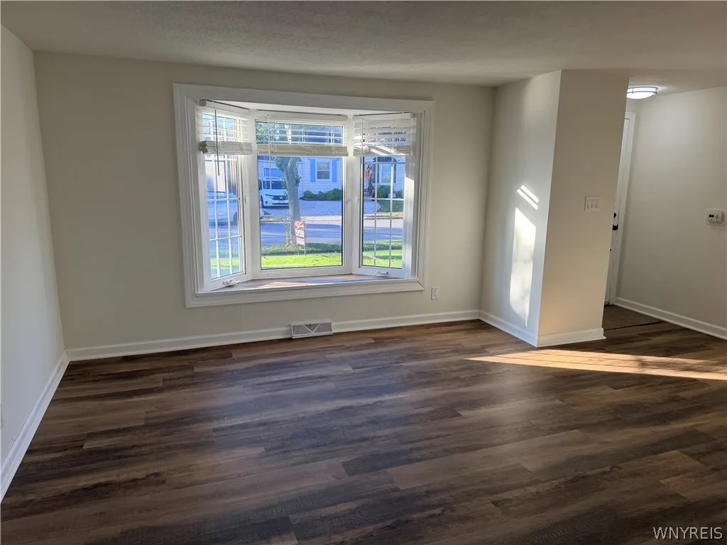 136 Cleveland Drive, Tonawanda, New York 14223, Tonawanda, New York 14223, 3 Bedroom Bedrooms, 7 Room Rooms,1 BathroomBathrooms,Residential,For Sale,136 Cleveland Drive, Tonawanda, New York 14223,0,B1724269
