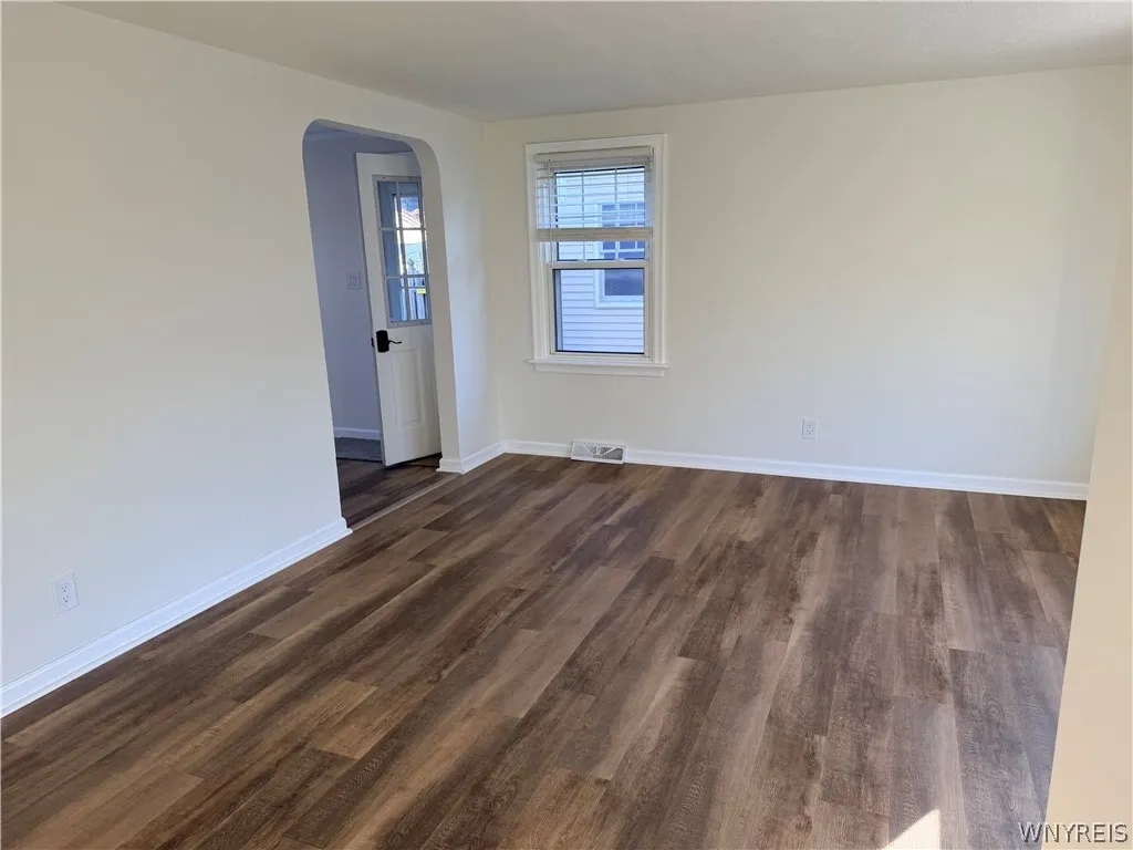 136 Cleveland Drive, Tonawanda, New York 14223, Tonawanda, New York 14223, 3 Bedroom Bedrooms, 7 Room Rooms,1 BathroomBathrooms,Residential,For Sale,136 Cleveland Drive, Tonawanda, New York 14223,0,B1724269