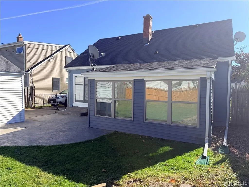 136 Cleveland Drive, Tonawanda, New York 14223, Tonawanda, New York 14223, 3 Bedroom Bedrooms, 7 Room Rooms,1 BathroomBathrooms,Residential,For Sale,136 Cleveland Drive, Tonawanda, New York 14223,0,B1724269