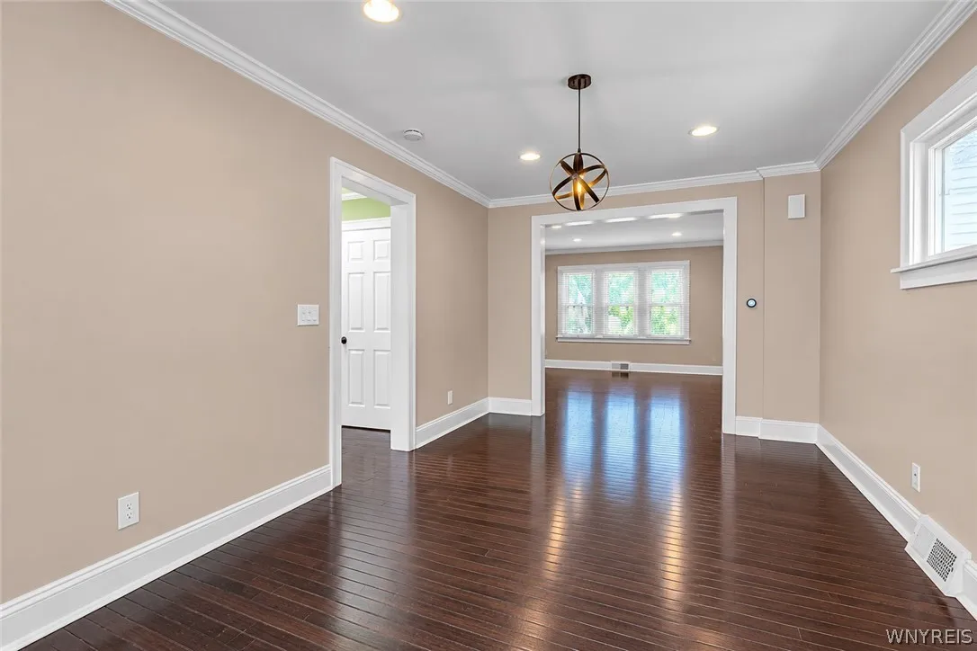 116 Palmer Avenue, Tonawanda, New York 14217, Tonawanda, New York 14217, 3 Bedroom Bedrooms, 7 Room Rooms,1 BathroomBathrooms,Residential Lease,For Rent,116 Palmer Avenue, Tonawanda, New York 14217,0,B1724409