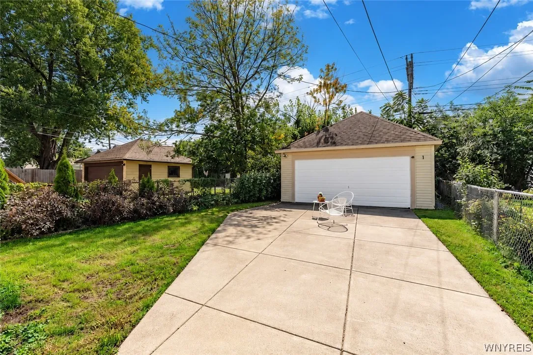 116 Palmer Avenue, Tonawanda, New York 14217, Tonawanda, New York 14217, 3 Bedroom Bedrooms, 7 Room Rooms,1 BathroomBathrooms,Residential Lease,For Rent,116 Palmer Avenue, Tonawanda, New York 14217,0,B1724409