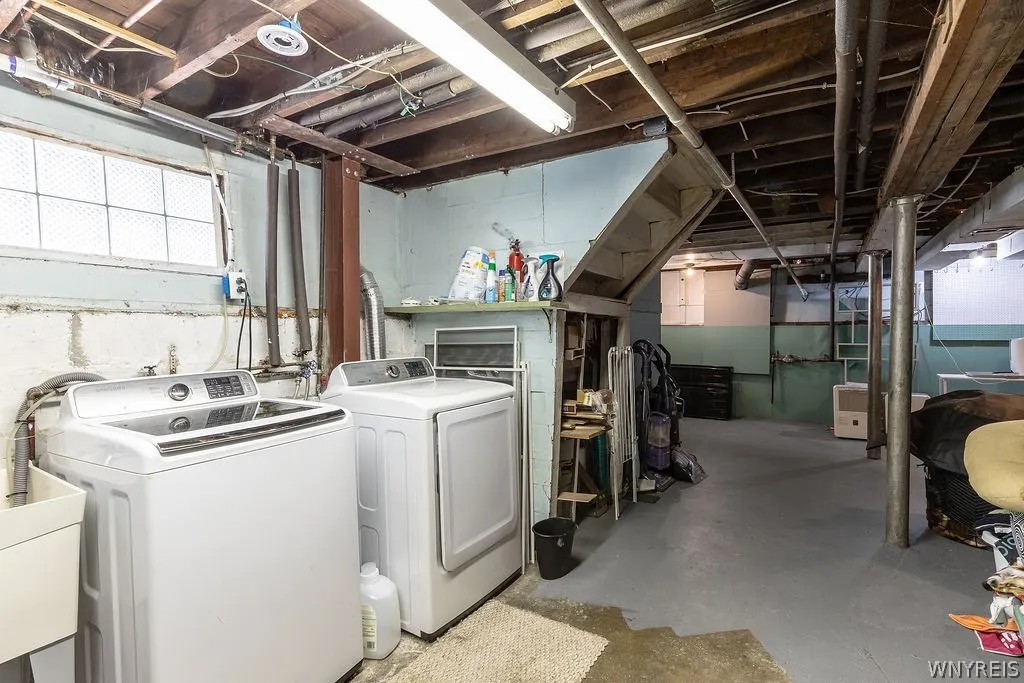 116 Palmer Avenue, Tonawanda, New York 14217, Tonawanda, New York 14217, 3 Bedroom Bedrooms, 7 Room Rooms,1 BathroomBathrooms,Residential Lease,For Rent,116 Palmer Avenue, Tonawanda, New York 14217,0,B1724409