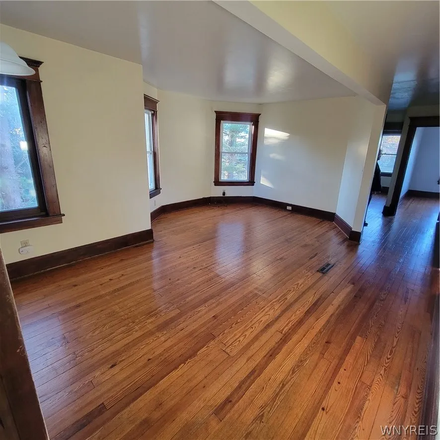 7311 Milestrip Road, Orchard Park, New York 14127, Orchard Park, New York 14127, 4 Bedroom Bedrooms, 12 Room Rooms,3 BathroomBathrooms,Residential,For Sale,7311 Milestrip Road, Orchard Park, New York 14127,0,B1724120