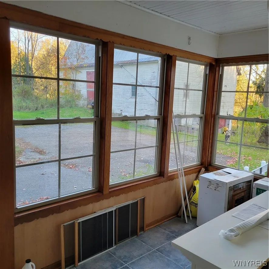 7311 Milestrip Road, Orchard Park, New York 14127, Orchard Park, New York 14127, 4 Bedroom Bedrooms, 12 Room Rooms,3 BathroomBathrooms,Residential,For Sale,7311 Milestrip Road, Orchard Park, New York 14127,0,B1724120