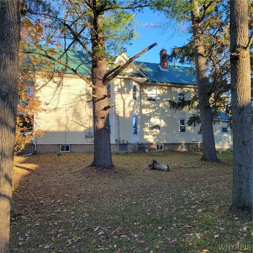 7311 Milestrip Road, Orchard Park, New York 14127, Orchard Park, New York 14127, 4 Bedroom Bedrooms, 12 Room Rooms,3 BathroomBathrooms,Residential,For Sale,7311 Milestrip Road, Orchard Park, New York 14127,0,B1724120