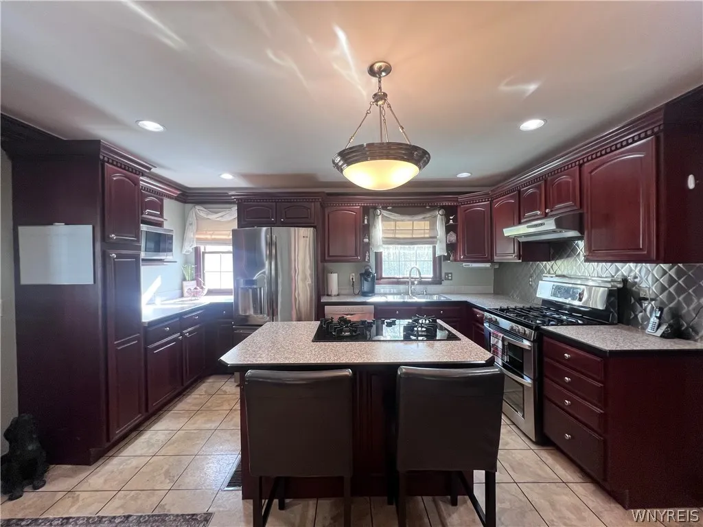 5473 Maelou Drive, Hamburg, New York 14075, Hamburg, New York 14075, 3 Bedroom Bedrooms, 7 Room Rooms,2 BathroomBathrooms,Residential,For Sale,5473 Maelou Drive, Hamburg, New York 14075,0,B1724424
